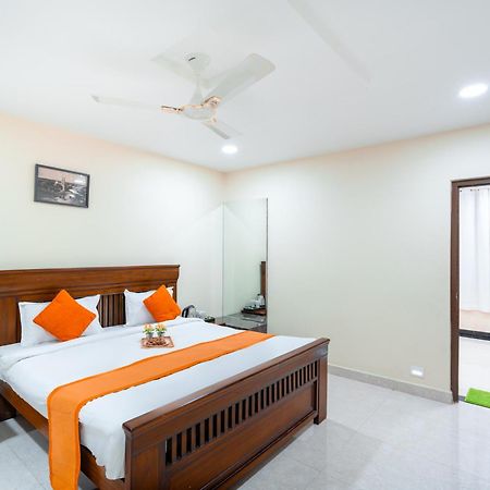 Voila At Nest Hotel ไฮเดอราบัด ภายนอก รูปภาพ